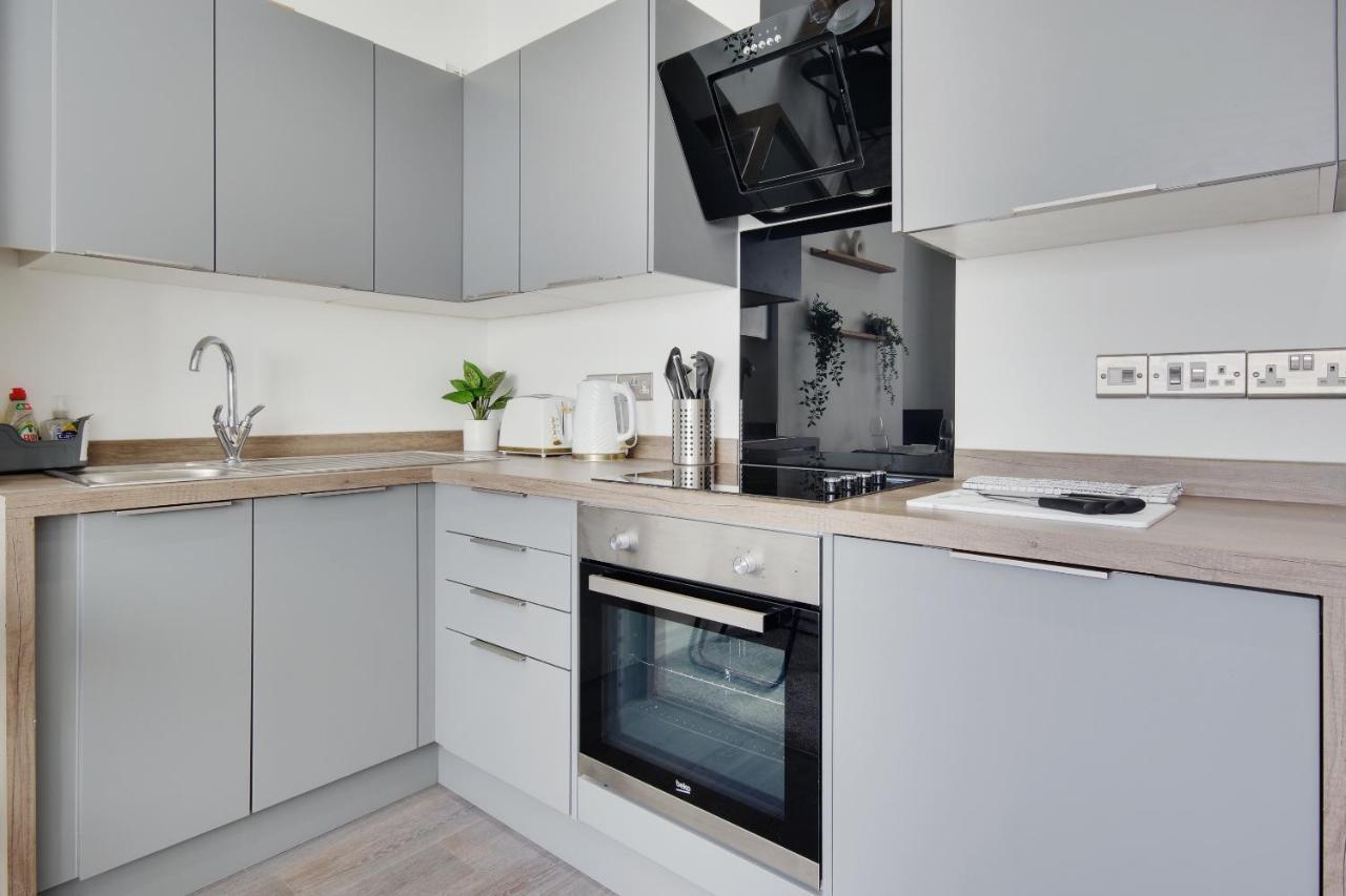 279 Ashley Road Apartment Пул Екстериор снимка
