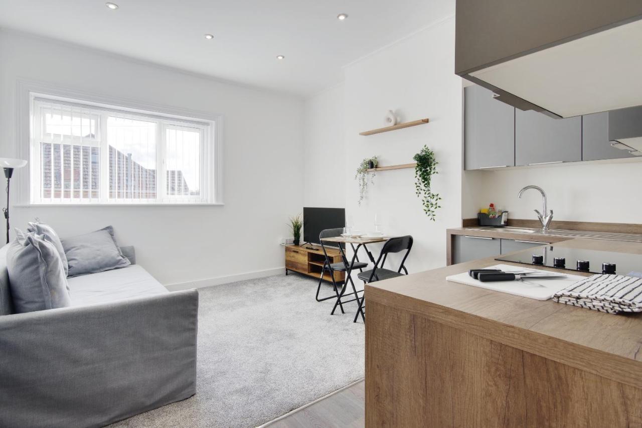 279 Ashley Road Apartment Пул Екстериор снимка