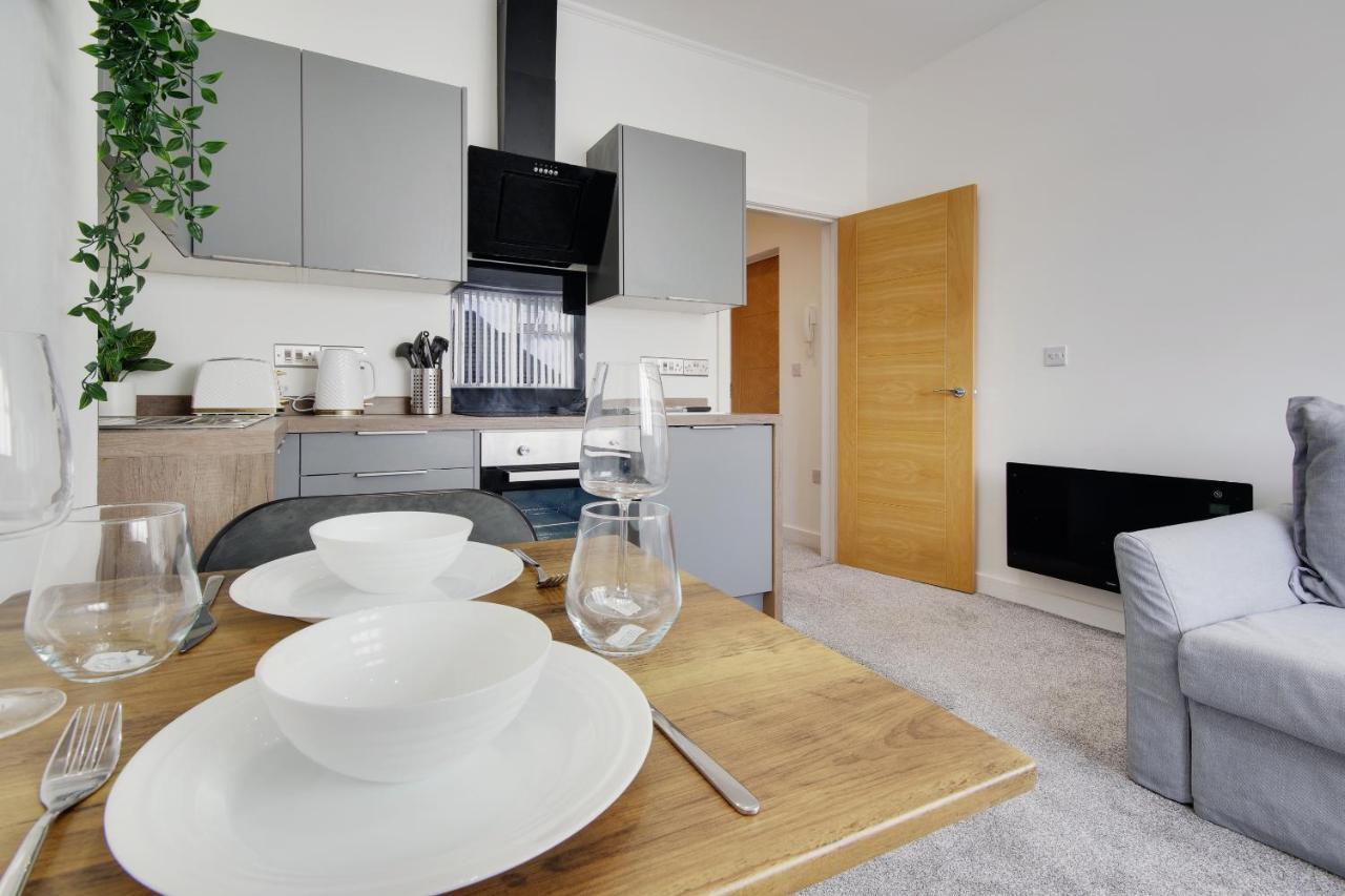 279 Ashley Road Apartment Пул Екстериор снимка